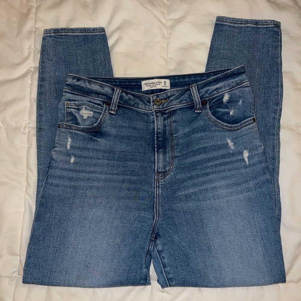 A&F curve love jeans